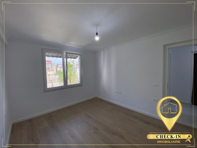 Tirane, shitet apartament 2+1+Ballkon Kati 3, 70 m² 160,000 € (Gjykata e Rrethi, Ekspozita)