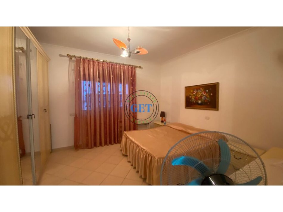 Durres, shitet apartament 2+1+Ballkon Kati 1, 120 m² 121.000 € (Stadiumi)