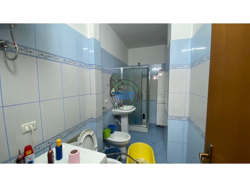 Durres, shitet apartament 2+1+Ballkon Kati 1, 120 m² 121.000 € (Stadiumi)