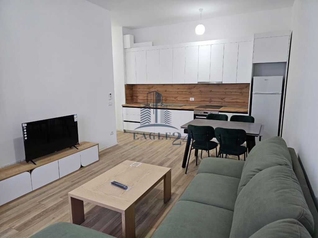 Jepet me Qera Apartament 1+1 ne Astir