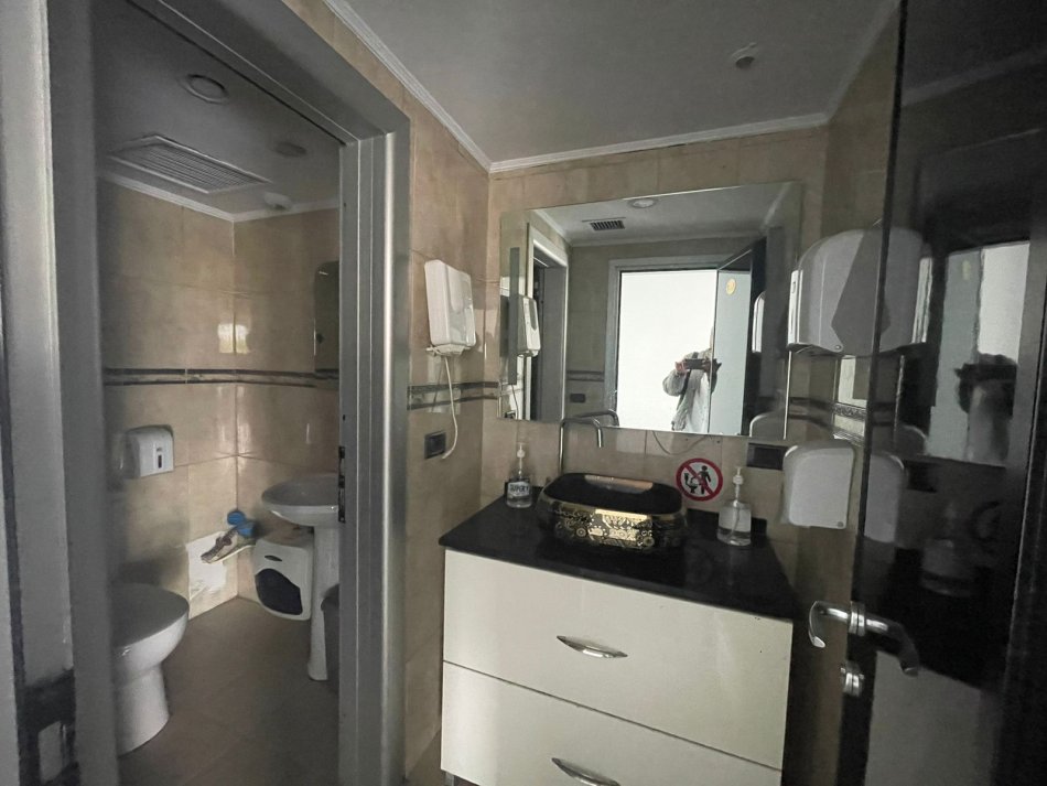 Qera, Ambient Biznesi, Rruga Bardhyl, Tiranë - 1800€ | 151m²