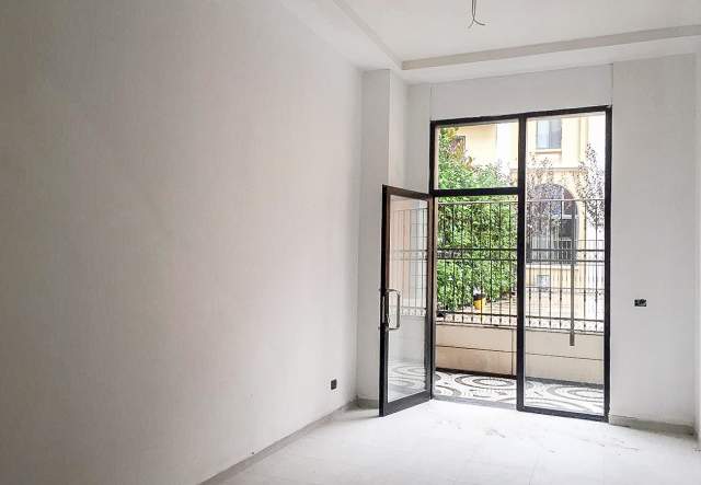 Tirane, shitet ambjent biznesi 30 m² 84.000 Euro