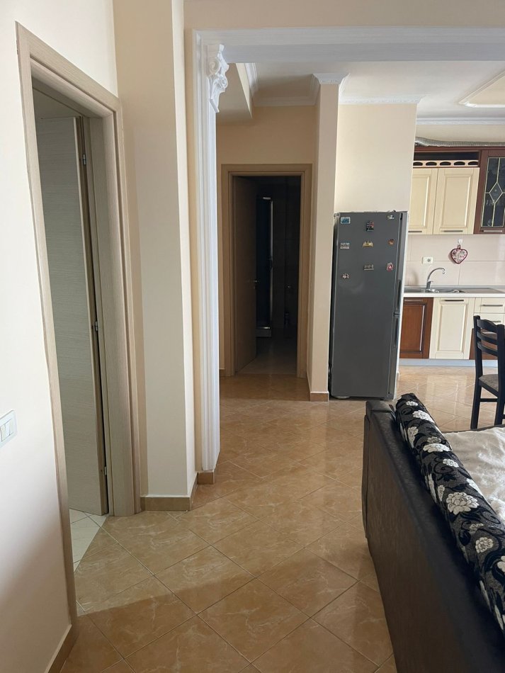 Tirane, jepet me qera apartament 2+1 Kati 3, 90 m² 550 € (Kodra e diellit)