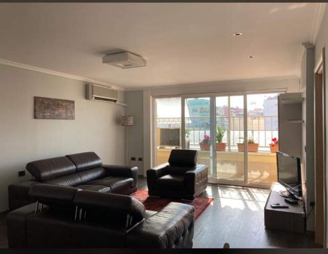 Tirane, jepet me qera apartament 2+1+BLK Kati 8, 85 m² 650 Euro (Sulejman Delvina)