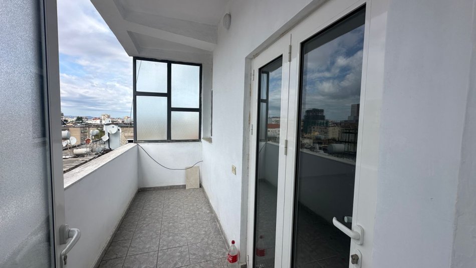 Tirane, shitet apartament 2+1 Kati 6, 88 m² 120.000 € (Hoxha Tahsim)