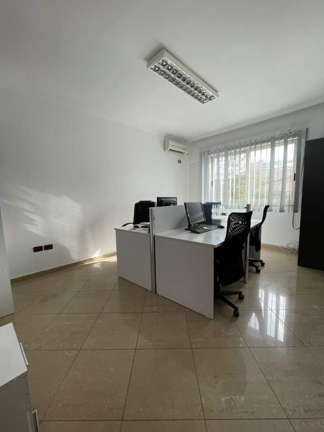 Tirane, jepet me qera apartament Kati 3, 130 m² 1.000 Euro (E Elbasanit)