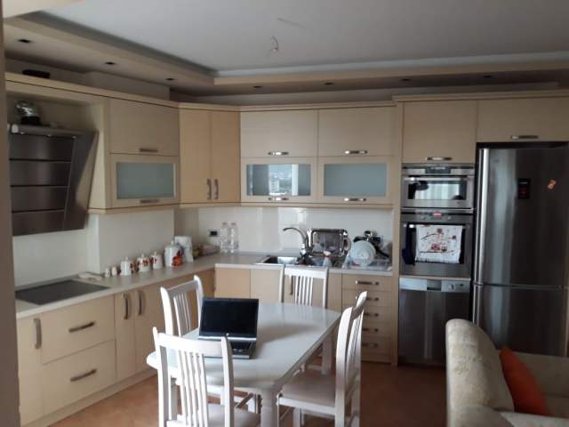Elbasan, shitet apartament 85 m² 50.000 Euro