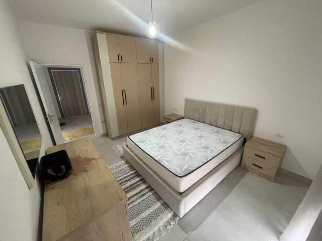 Tirane, jepet me qera apartament 1+1+BLK Kati 7, 70 m² 400 Euro (Rruga Kongresi Manastirit)