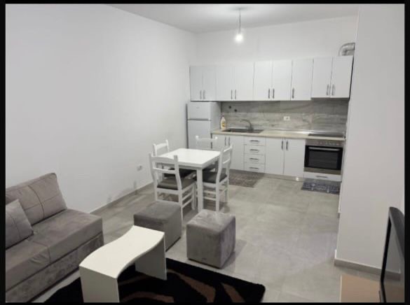 Tirane, jepet me qera apartament 1+1 Kati 5, 70 m² 550 € (Oxhaku , Rr.Kongresi i Manastirit)