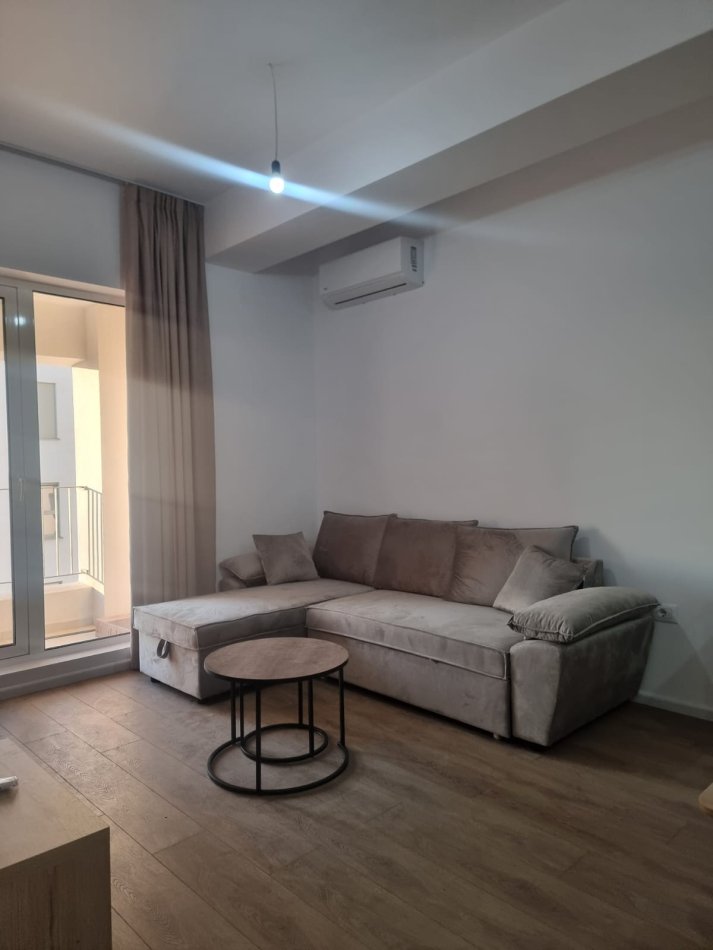 Tirane, jepet me qera apartament 1+1+Ballkon Kati 5, 54 m² 400 € (Pasho Hysa ,Ali Dem)