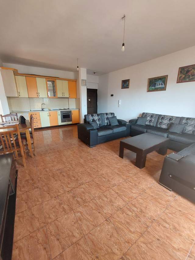 Tirane, shes apartament 2+1+BLK Kati 6, 99 m² 90.000 Euro (Laprake)