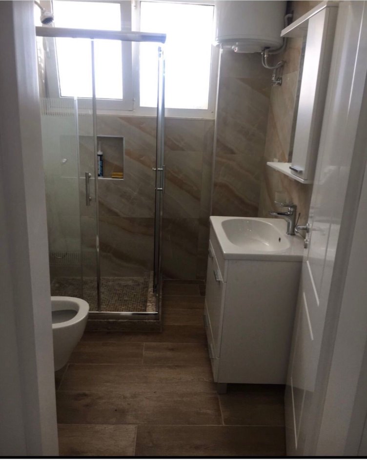 Tirane, shes apartament 1+1+Ballkon Kati 4, 71 m² 145.000 € (Rr. E kroit te Kopshti Zoologjik)