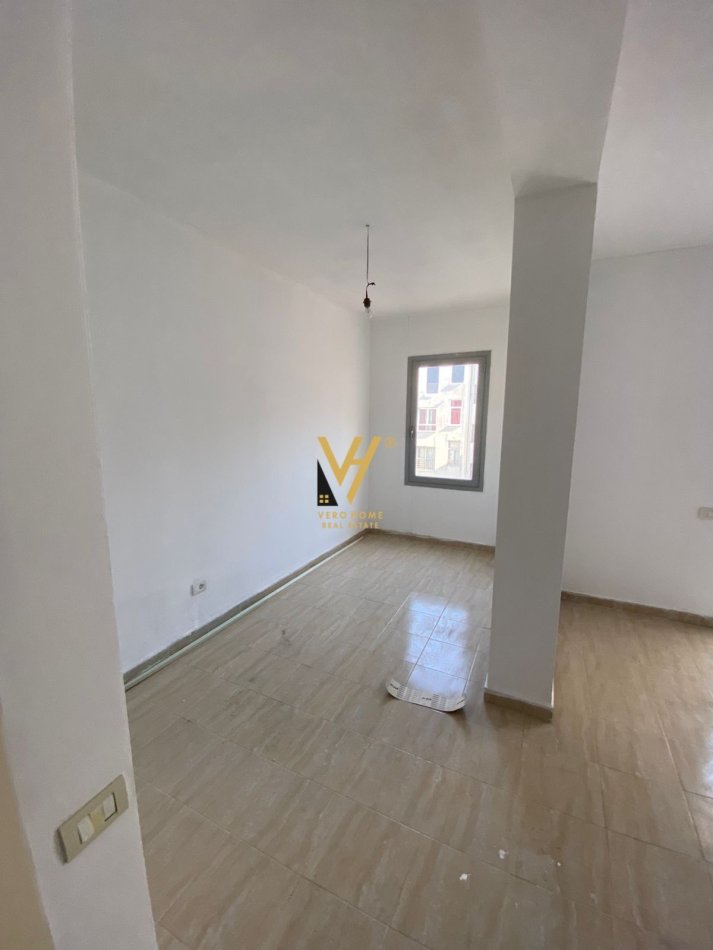 Tirane, shitet apartament 2+1+Ballkon Kati 6, 105 m² 105.000 € MEZEZ