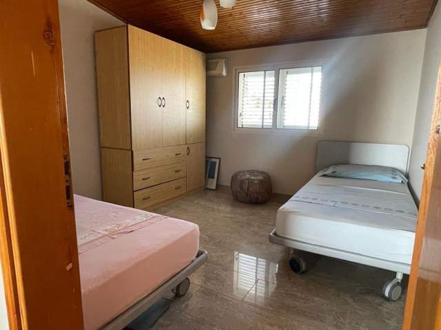 Durres, shitet Penthouse 2+1 Kati 5, 129 m² 100.000 Euro ne Rrugen Pavarsia