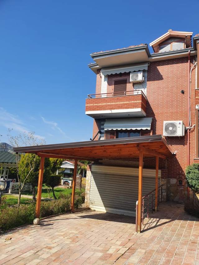 Tirane, shes Vile 3+1+A+BLK, 3 Kate, 280 m² 320.000 Euro (peze e vogel) i diskutushem