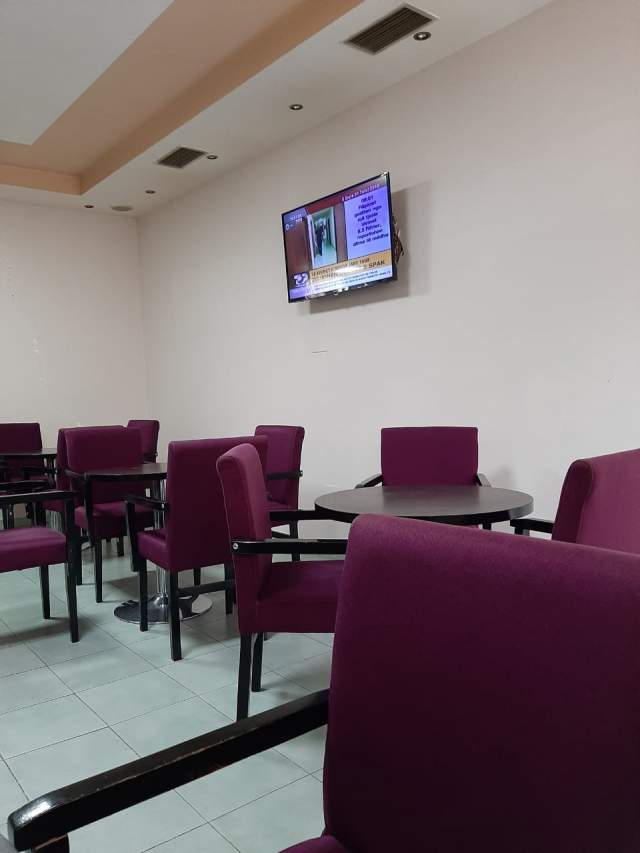 Tirane, shes lokal Kati 0, 125 m² 2.000 Euro/m2 (pas Ministris se Jashtme dhe prane “INSTAT” Tirane)