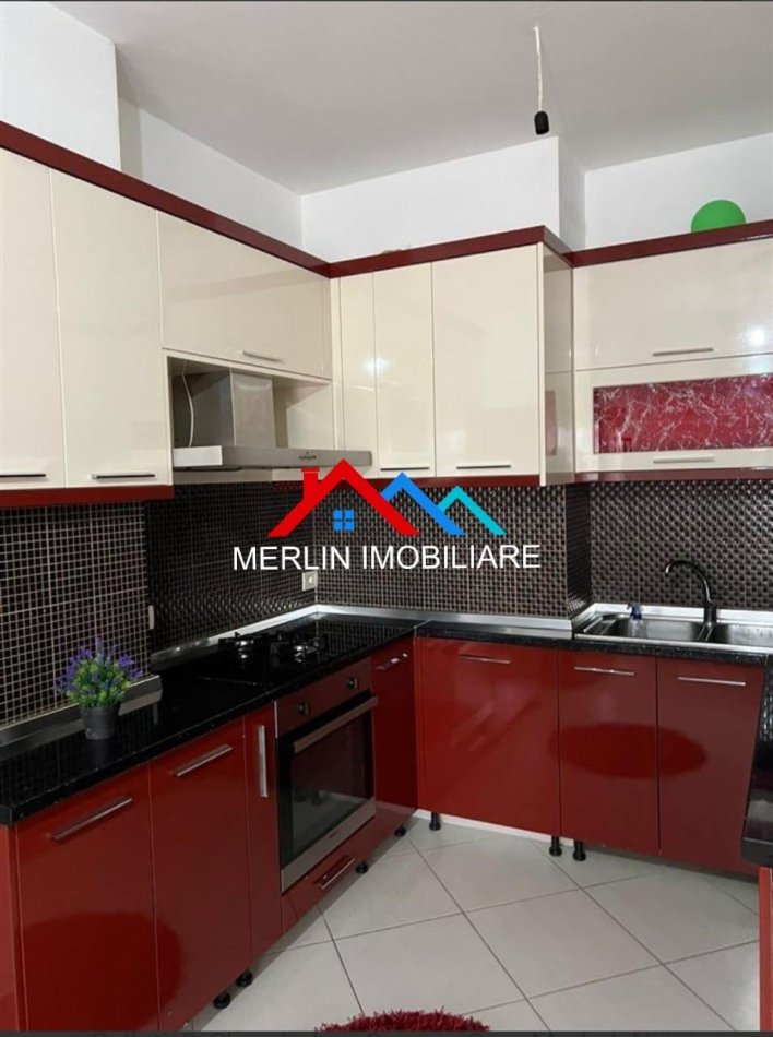 Tirane, shitet Apartament 2+1+2, Kati 3, 116 m² 157.000 € ( Astir, rr. Teodor Keko)