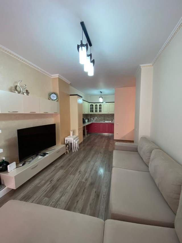Tirane, jepet me qera apartament Kati 2, 113 m² 450 Euro