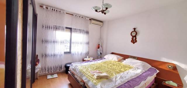 Tirane, shitet apartament 113 m² 93.000 Euro