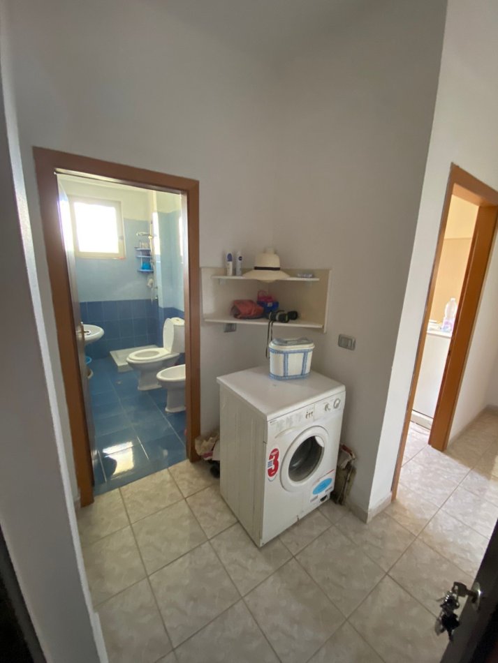 Durres, shitet apartament 1+1+Ballkon Kati 3, 61 m² 65.000 € (Golem)
