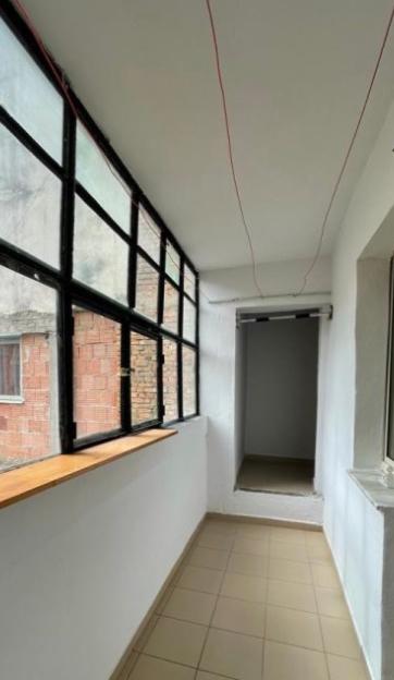 Tirane, jepet me qera apartament 1+1+BLK Kati 2, 67 m² 350 Euro (Margarita Tutulani)