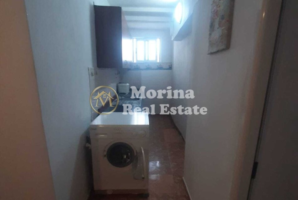 Tirane, jepet me qera apartament 1+1 Kati 2, 55 m² 400 € (QSUT)