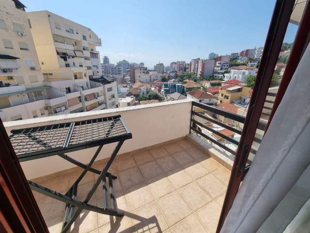Durres, jepet me qera apartament 2+1+A+BLK Kati 4, 100 m² 550 Euro (Aleksander Goga)