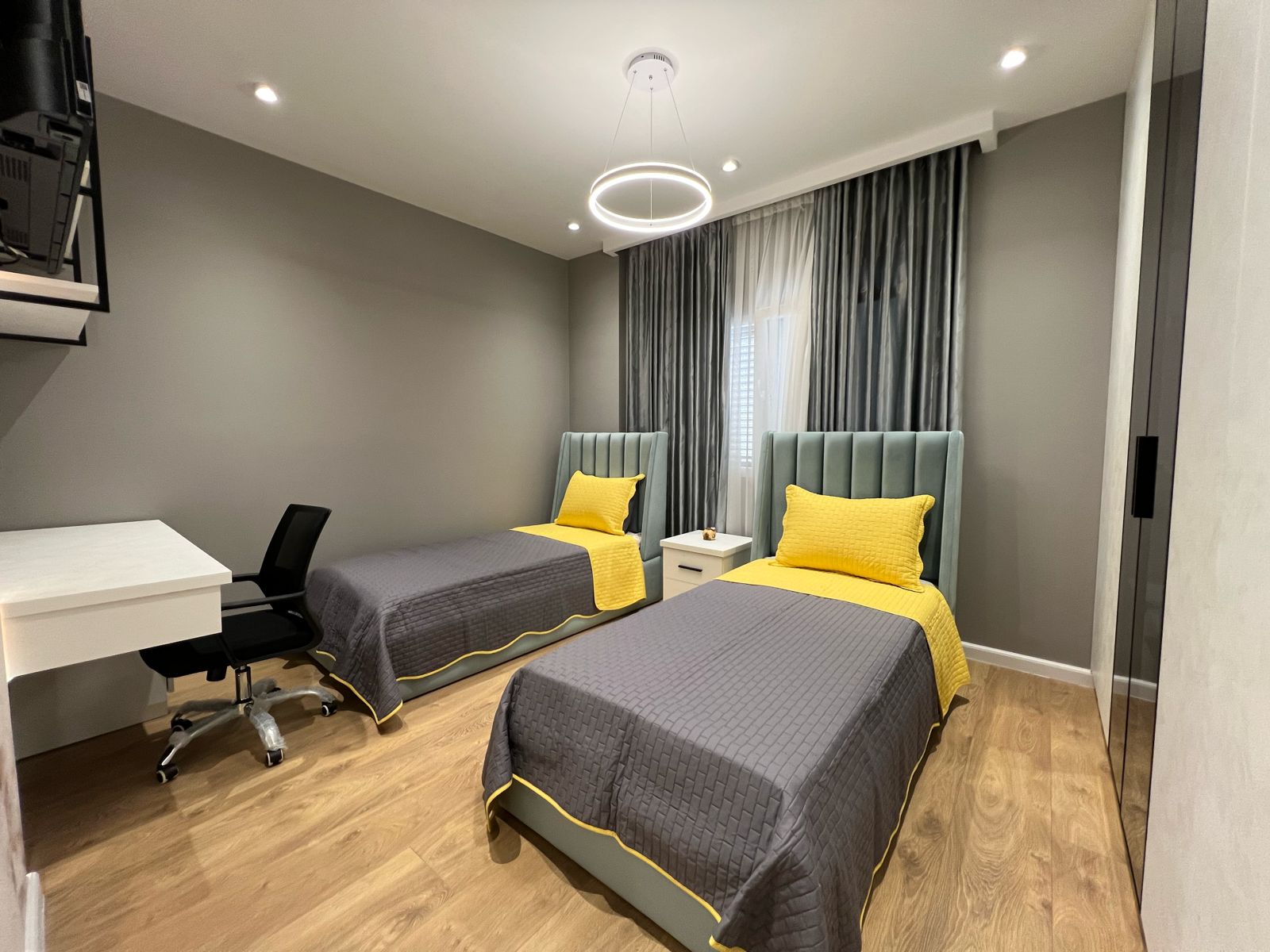 Qira Apartament 2+1+2, “ Liqeni i Farkës.”, Tiranë.