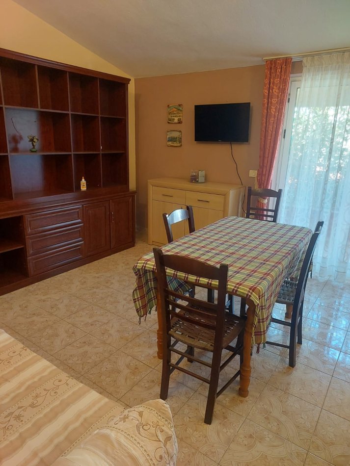 Tirane, jepet me qera apartament 2+1 Kati 3, 130 m² 550 € (Komuna e Parisit)