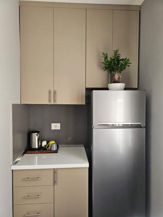 Tirane, jepet me qera apartament 1+1 Kati 0, 70 m² 900 Euro ne Rrugen fortuzi