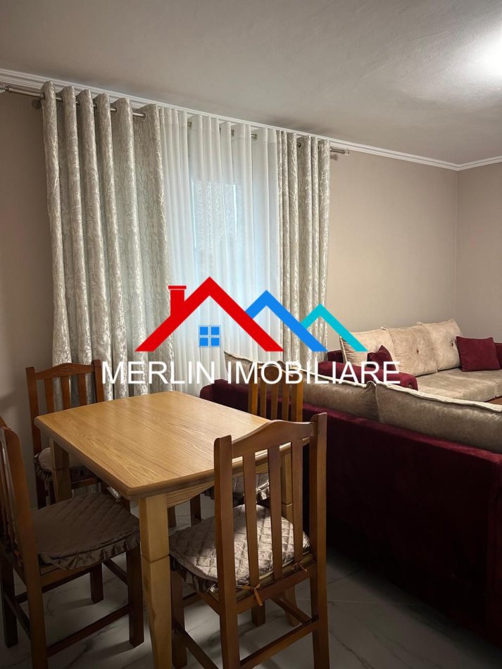Tirane, jepet me qera apartament 1+1 Kati 2, 60 m² 400 € (SAUK)