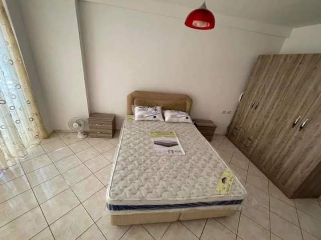 Tirane, jepet me qera apartament 1+1+BLK Kati 3, 75 m² 40.000 Leke (Laprake ,prane intesa san paolo bank)