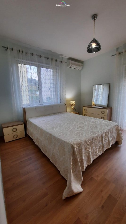 Tirane, jepet me qera apartament 2+1 Kati 3, 115 m² 800 € (prane Kopshtit Zoologjik, Rruga Eduart Mano)