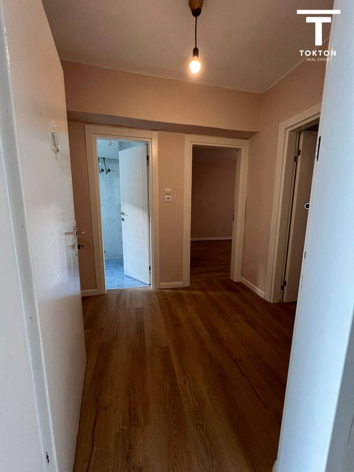SHITET, APARTAMENT 1+1, KINOSTUDIO, TIRANË,TT 801