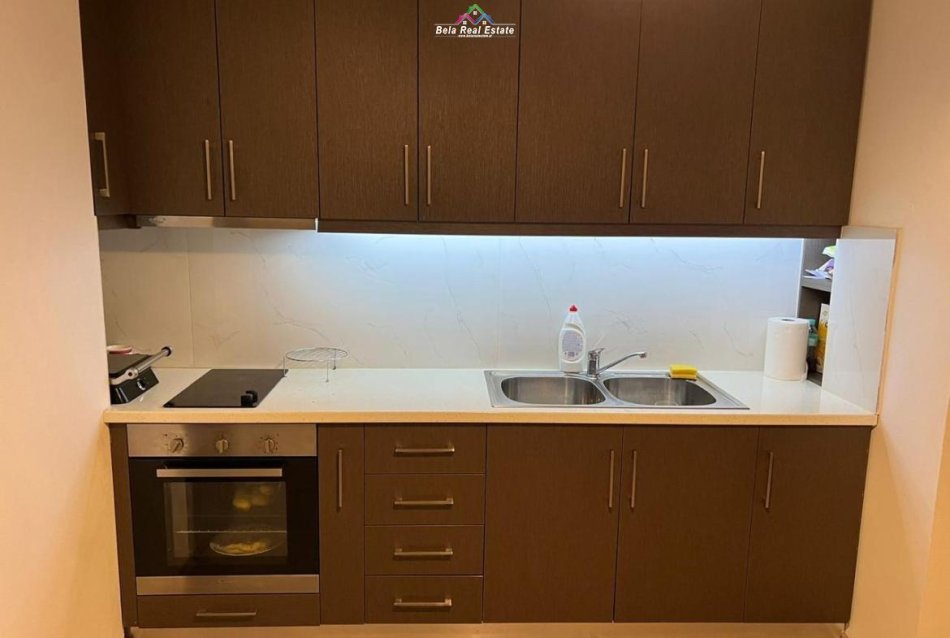 Tirane, jepet me qera apartament 2+1 Kati 4, 110 m² 500 € (Bulevardi i Ri)