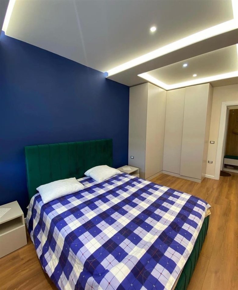 Tirane, jepet me qera apartament 1+1 Kati 3, 70 m² 800 € (rruga e Durresit)