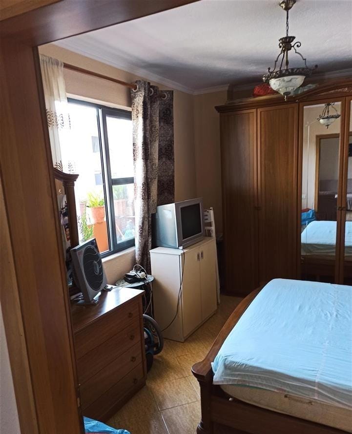 Tirane, shitet apartament 2+1 Kati 8, 80 m² 100.000 € (rruga 5 Maji)