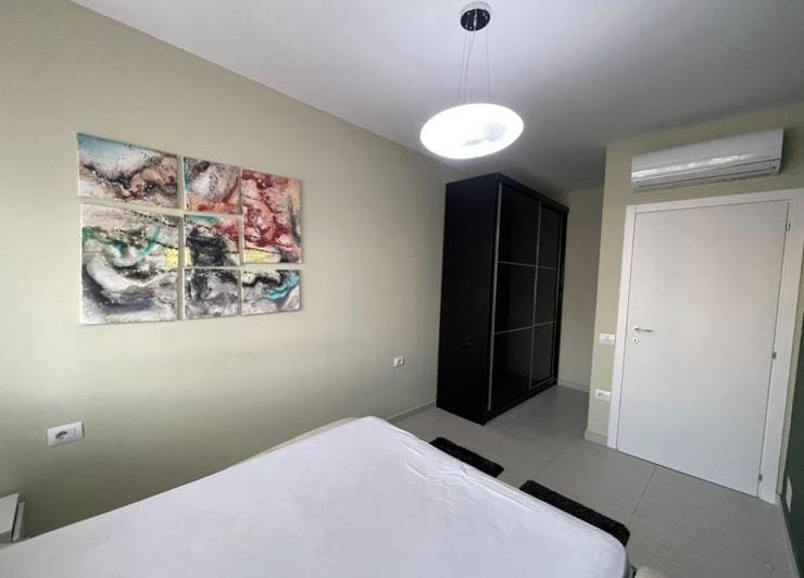 Tirane, jepet me qera apartament 1+1 Kati 5, 58 m² 600 € (Stadiumi Dinamo)