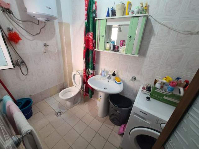 Tirane, shitet apartament 1+1 Kati 4, 57 m² 53.000 Euro (ALI DEMI)
