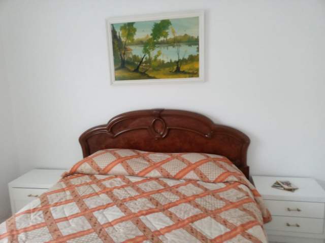 Tirane, jepet me qera apartament 1+1 Kati 4, 62 m² 300 Euro (21 Dhjetori)