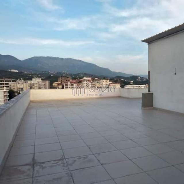 Tirane, shitet apartament 3+1+BLK Kati 6, 500 m² 250.000 Euro