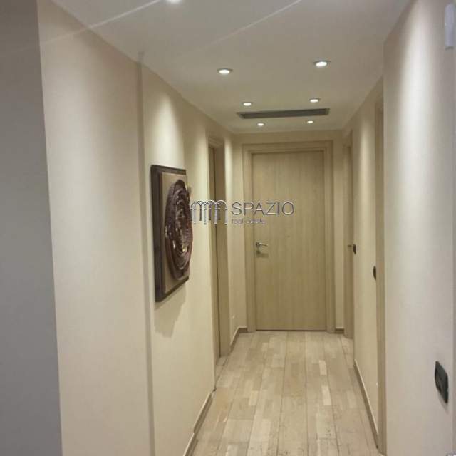 Tirane, shitet 3+1+BLK Kati 2, 212 m² 2.000 Euro/m2 (Ish Ekspozita)