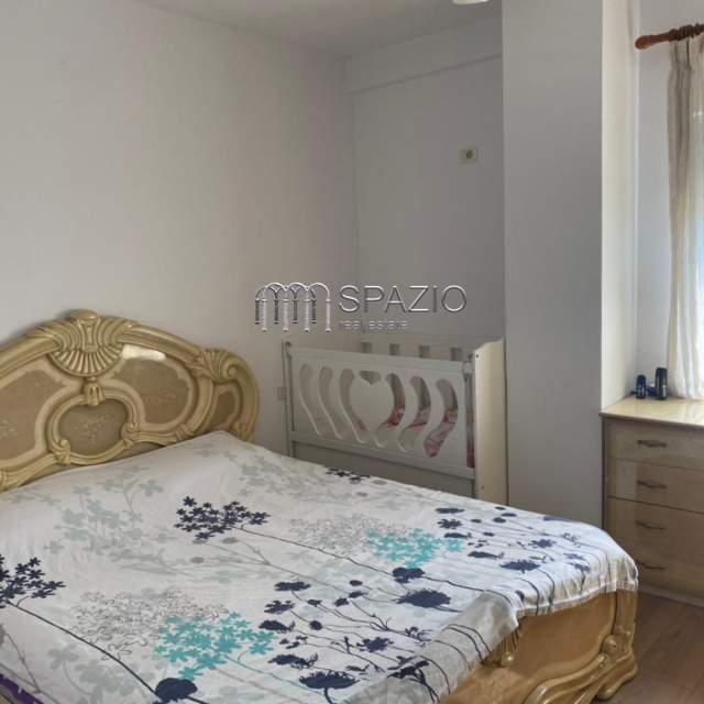 Tirane, shitet apartament 1+1+BLK Kati 4, 67 m² 85.000 Euro (Pallati me Shigjeta)