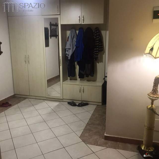 Tirane, shitet apartament 3+1+BLK Kati 7, 163 m² 1.400 Euro/m2 (Komuna e Parisit)