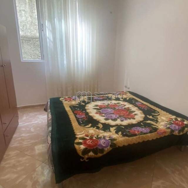 Tirane, shitet apartament 2+1 Kati 1, 90 m² 60.000 Euro (Rruga ''Thesarit'')