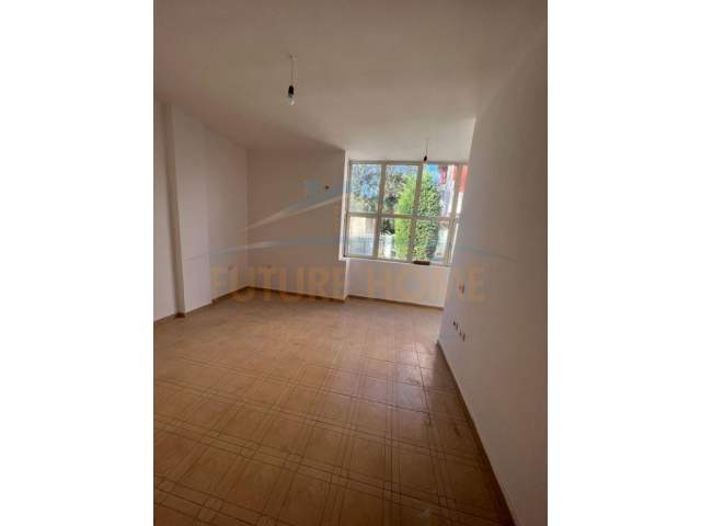 Golem, shitet apartament 1+1 Kati 1, 58 m² 40.000 Euro (PISHAT E BUTA)