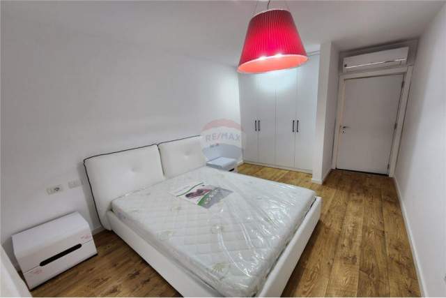Tirane, jepet me qera apartament 202 m² 2.000 Euro (TEGU)