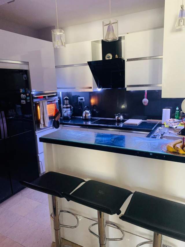 Tirane, shitet apartament 3+1 Kati 3, 130 m² 250.000 Euro (Hamdi Sina)