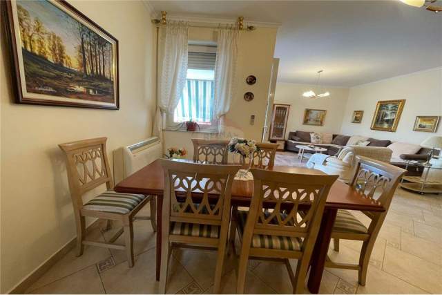 Tirane, jepet me qera apartament 3+1+A+BLK Kati 9, 130 m² 900 Euro (rruga elbasanit)