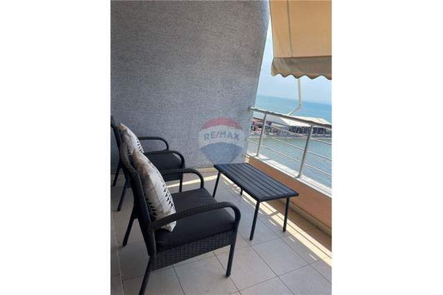 Durres, jepet me qera apartament 1+1+BLK Kati 4, 66 m² 400 Euro (Plazh)